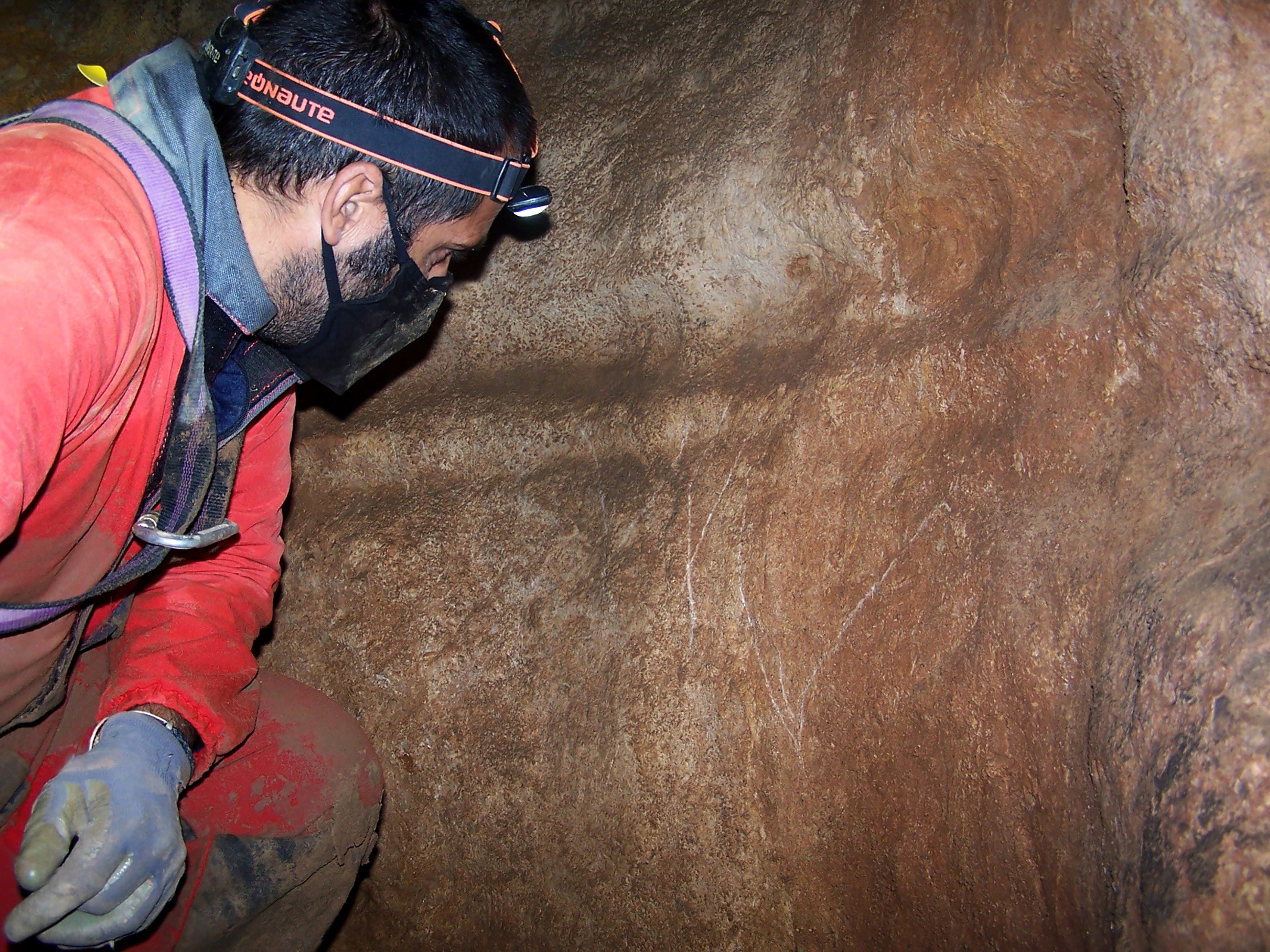 La Brújula de la Historia: los grabados de 25.000 años en la cueva Alkerdi 2 La Brújula de la Historia: los grabados de 25.000 años en la cueva Alkerdi 2