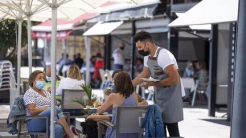 Terraza de un bar en la capital 