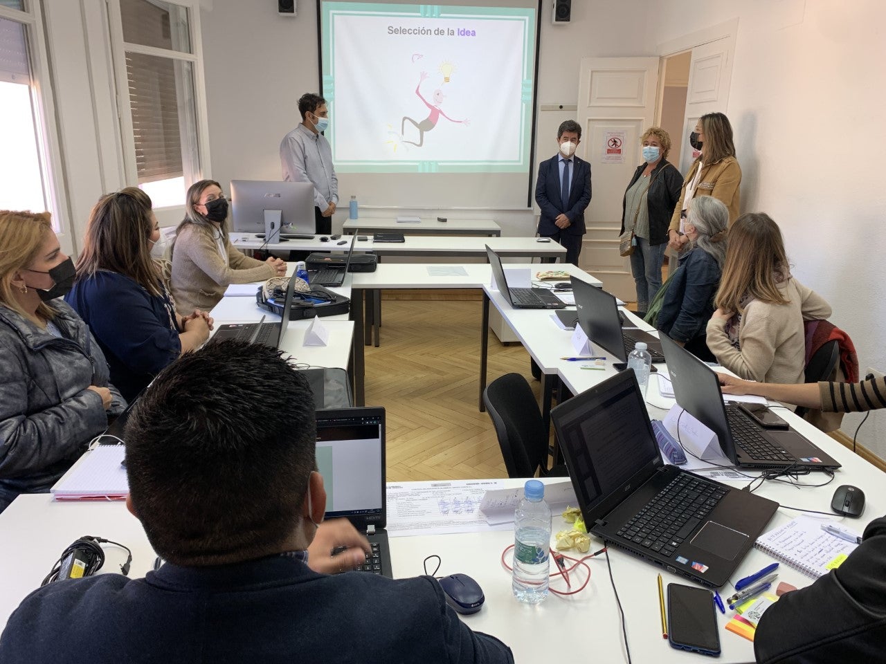 El Colaboratorio amplía sus instalaciones y estrena taller de empleo El Colaboratorio amplía sus instalaciones y estrena taller de empleo