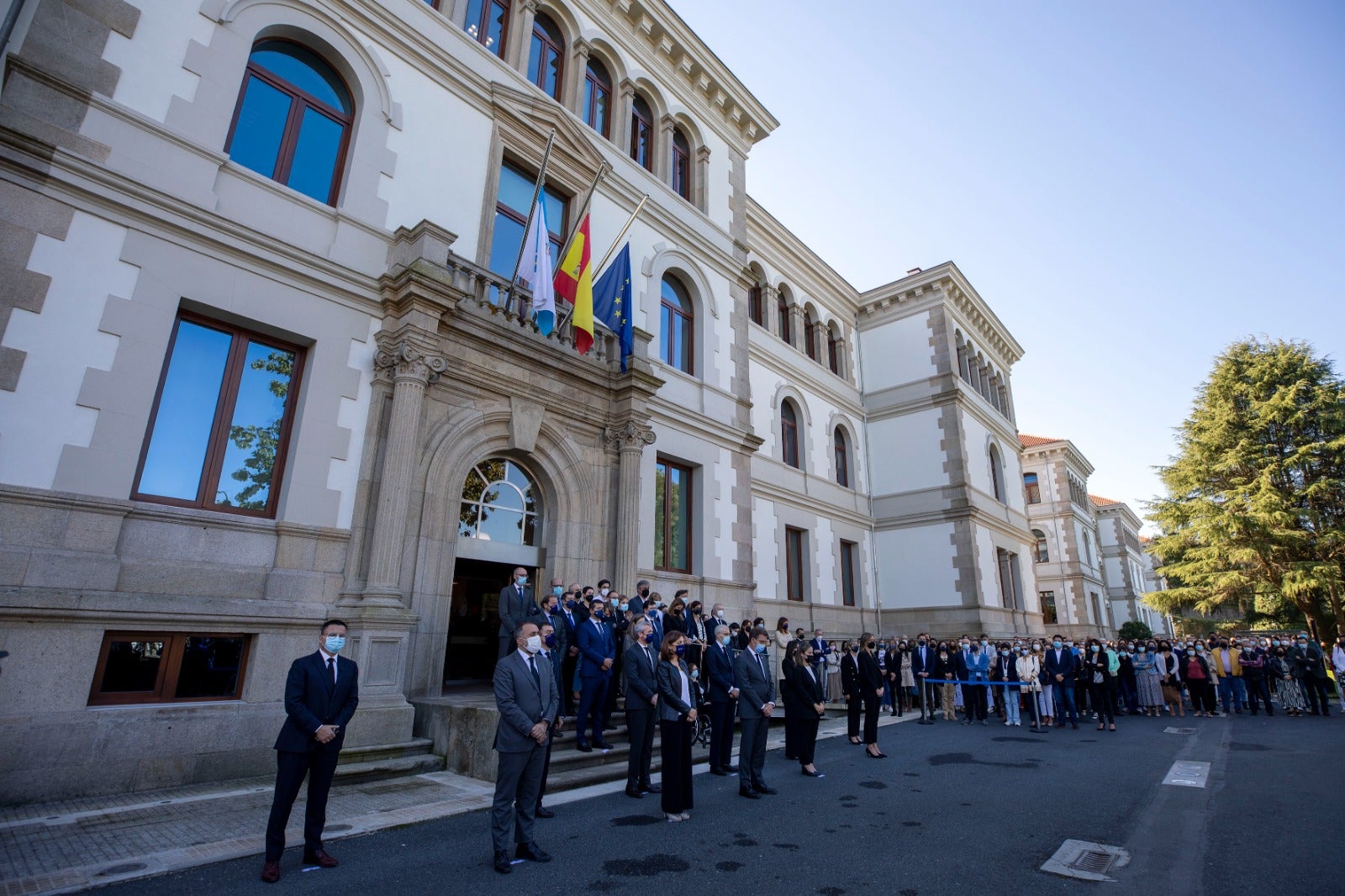 Dolor y silencio en el homenaje a Valeriano Martínez Dolor y silencio en el homenaje a Valeriano Martínez