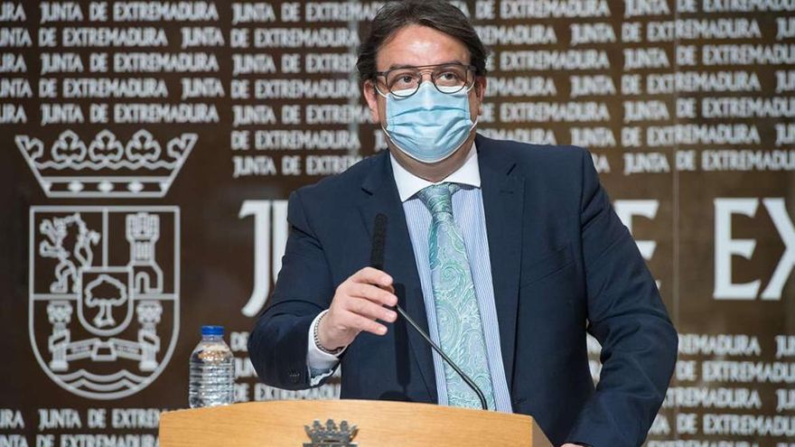 El Consejero Vergeles pide responsabilidad durante este puente para protegernos y proteger a los menores no vacunados El Consejero Vergeles pide responsabilidad durante este puente para protegernos y proteger a los menores no vacunados