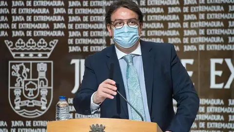 El Consejero Vergeles pide responsabilidad durante este puente para protegernos y proteger a los menores no vacunados El Consejero Vergeles pide responsabilidad durante este puente para protegernos y proteger a los menores no vacunados
