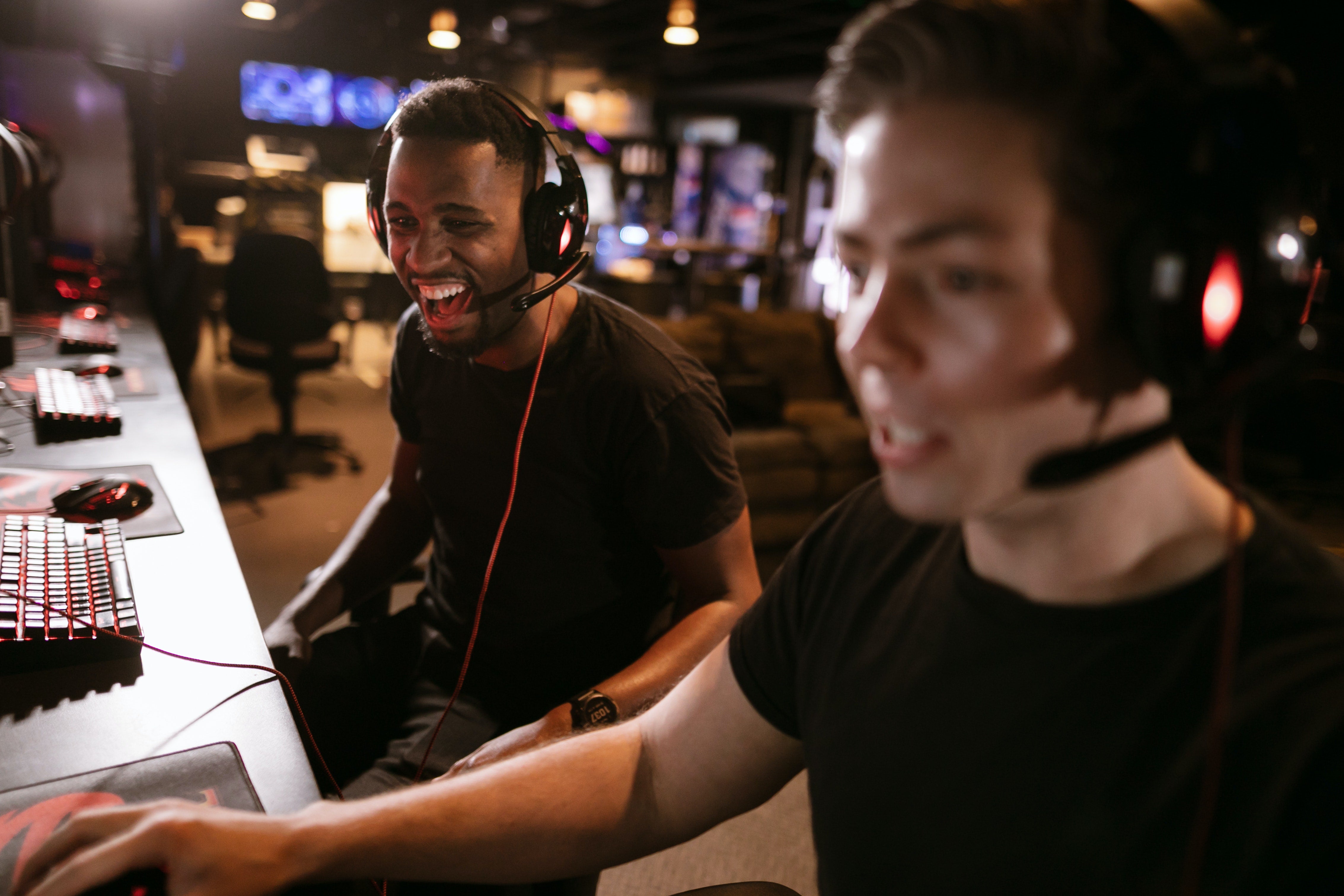 Risketos, el streamer de Twich que promocionará 'Más de uno' entre los más jóvenes Risketos, el streamer de Twich que promocionará 'Más de uno' entre los más jóvenes