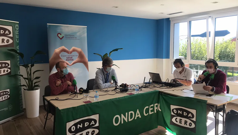 Momento del programa 'Más de Uno Cantabria' desde Padre Menni