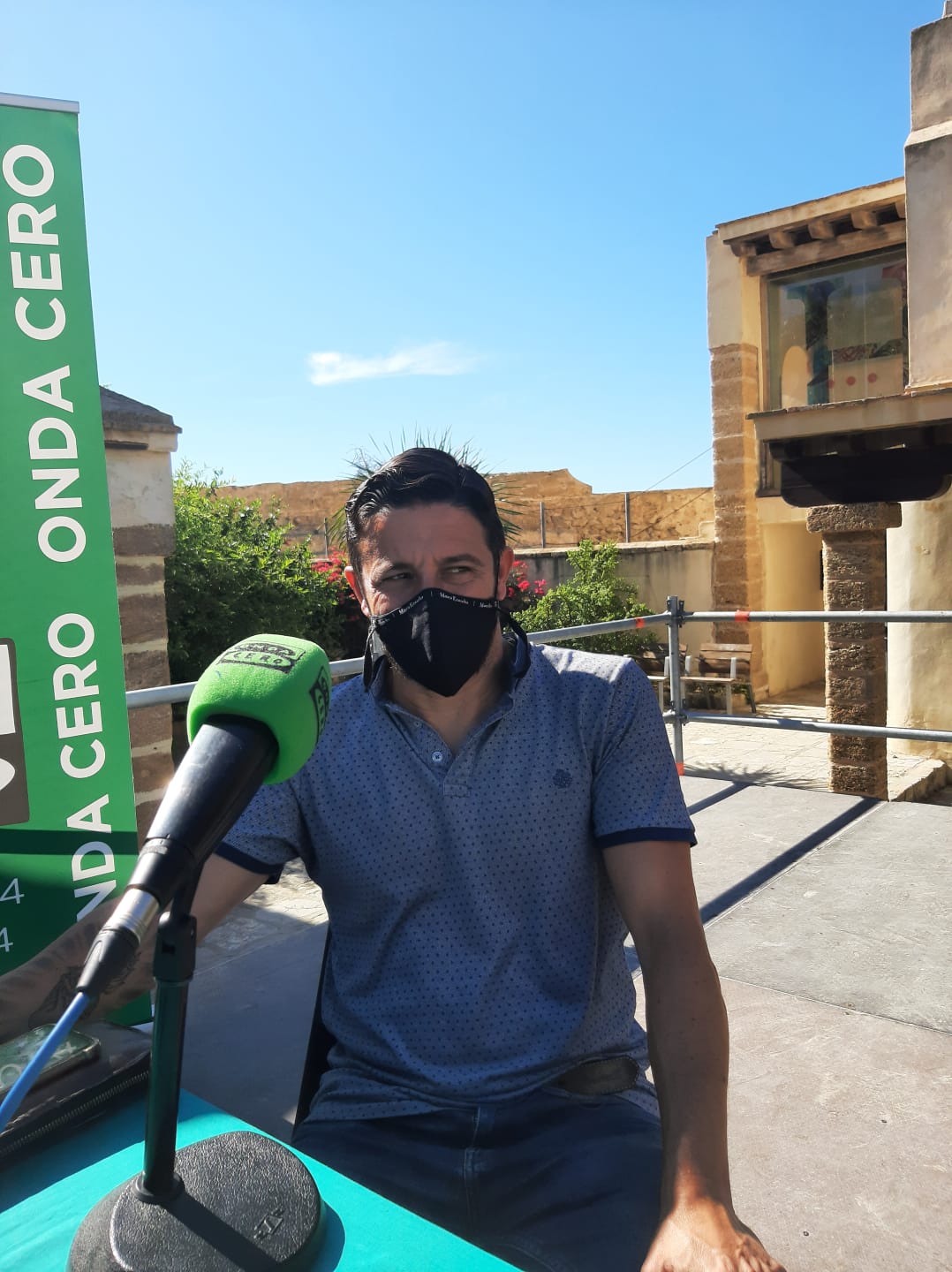 'El Desmadre' de David Palomar revoluciona las redes 'El Desmadre' de David Palomar revoluciona las redes