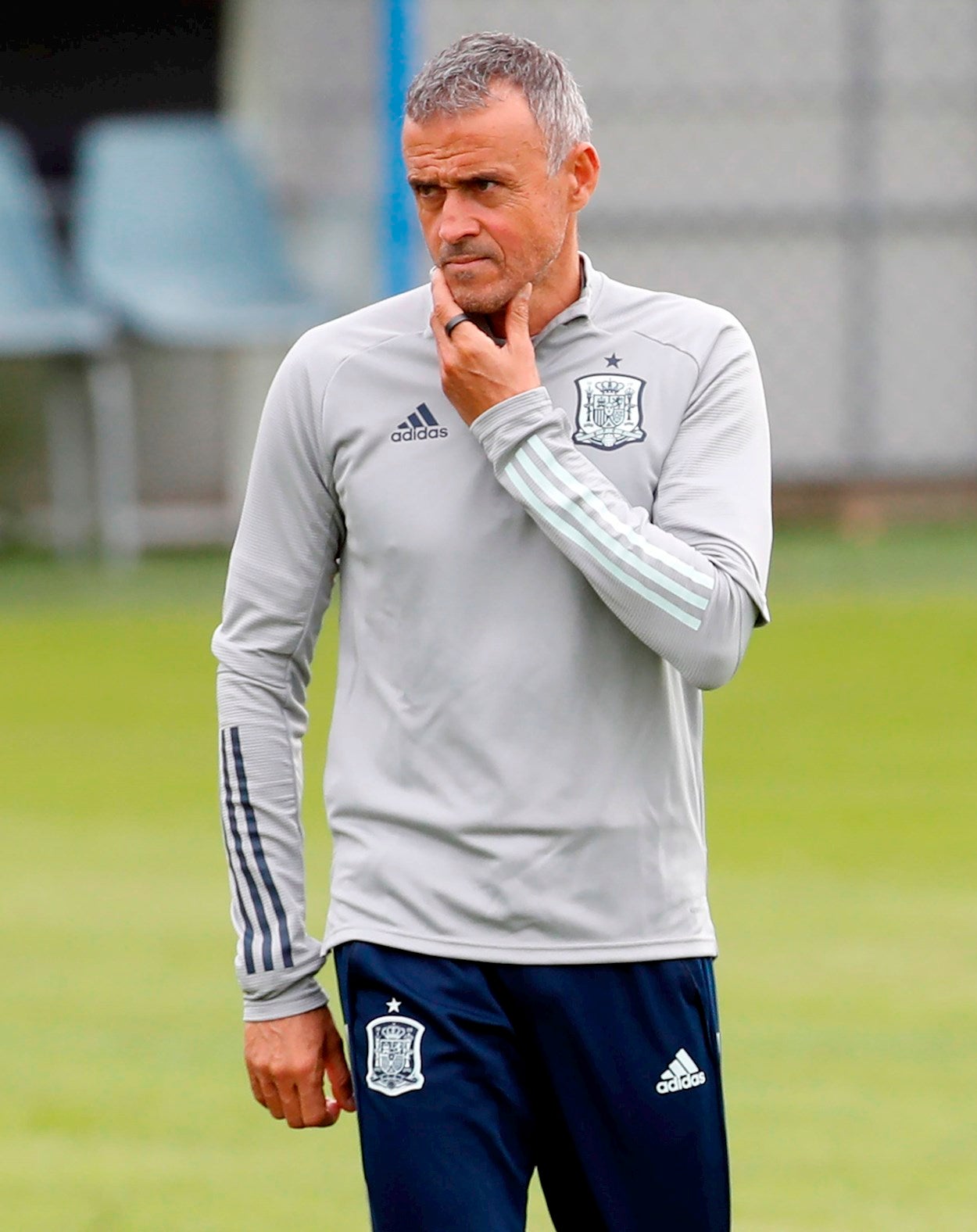 Tertulia: "Se infla demasiado el globo de los jóvenes que convoca Luis Enrique" Tertulia: "Se infla demasiado el globo de los jóvenes que convoca Luis Enrique"