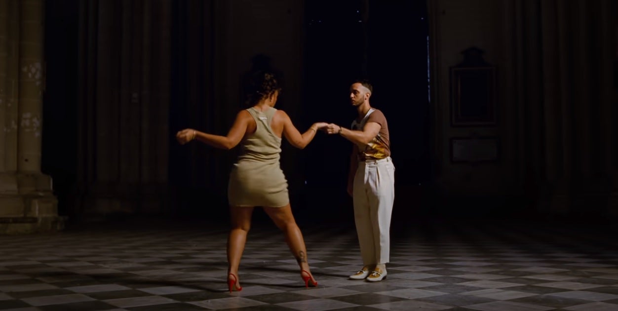 Celebran un acto de penitencia en la catedral de Toledo para "reparar los pecados" tras el videoclip de C.Tangana y Nathy Peluso Celebran un acto de penitencia en la catedral de Toledo para "reparar los pecados" tras el videoclip de C.Tangana y Nathy Peluso