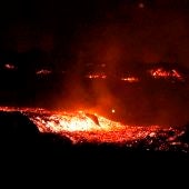 La colada situada al sur del cono volcánico, la que más preocupa por ser "una importante masa de lava"