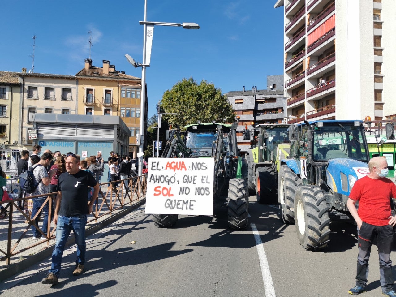 Los tractores tomaron las calles de Jaca el domingo Los tractores tomaron las calles de Jaca el domingo