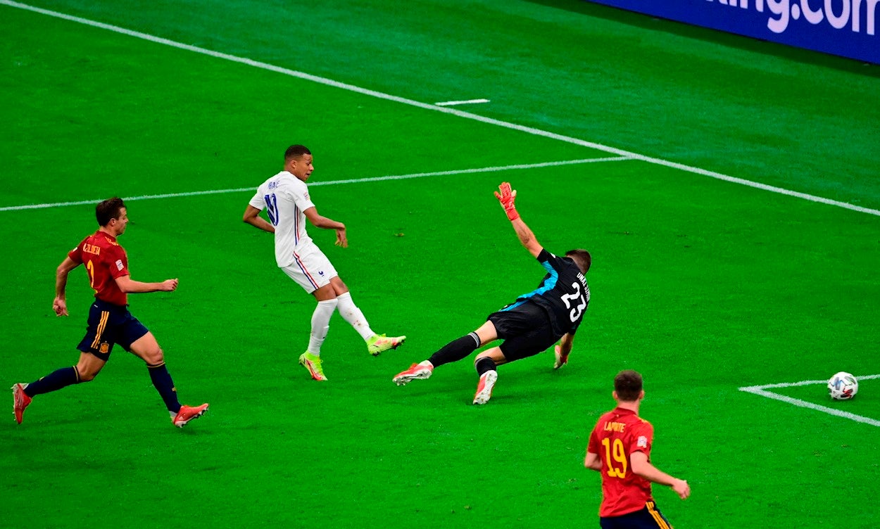 Tertulia: "La norma está bien aplicada aunque no estemos de acuerdo con ella" Tertulia: "La norma está bien aplicada aunque no estemos de acuerdo con ella"