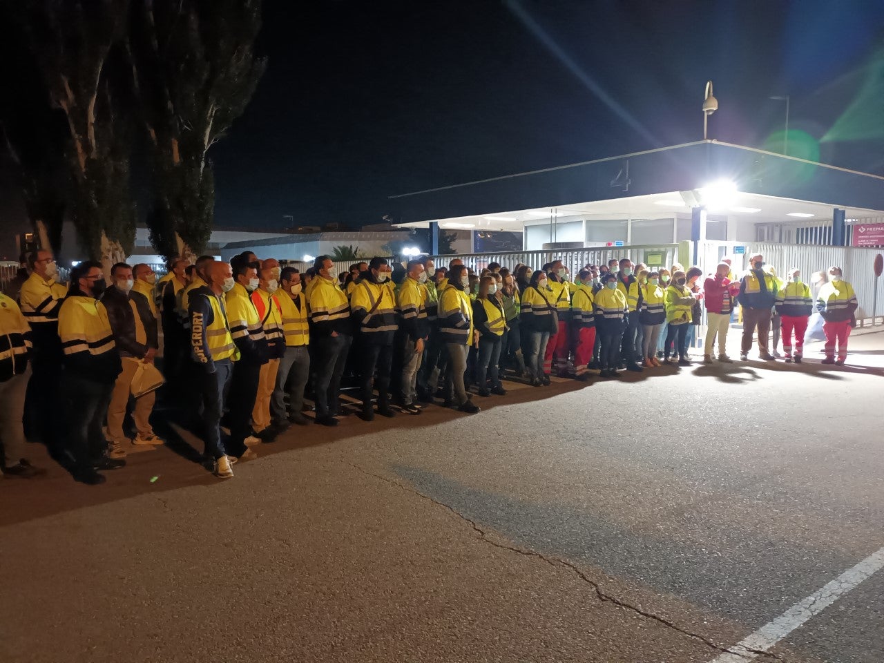 La falta de suministros deja en el aire 200 empleos en IDL La falta de suministros deja en el aire 200 empleos en IDL