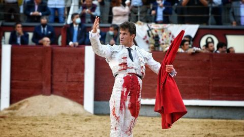Onda Ruedo 4x05| Daniel Luque: "Lo &uacute;ltimo que pas&eacute; fue miedo. Cuando me quit&eacute; el vestido pens&eacute;, ten&iacute;a que ser as&iacute;" 