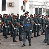 Juan Antonio Valle pasa revista a los guardias civiles de Ciudad Real