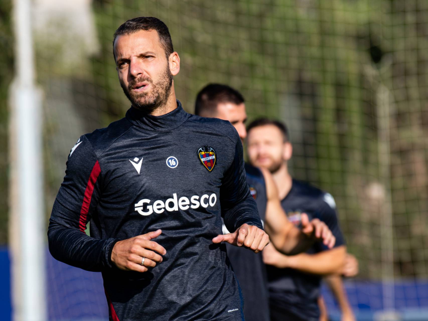 Roberto Soldado estará un mes de baja Roberto Soldado estará un mes de baja