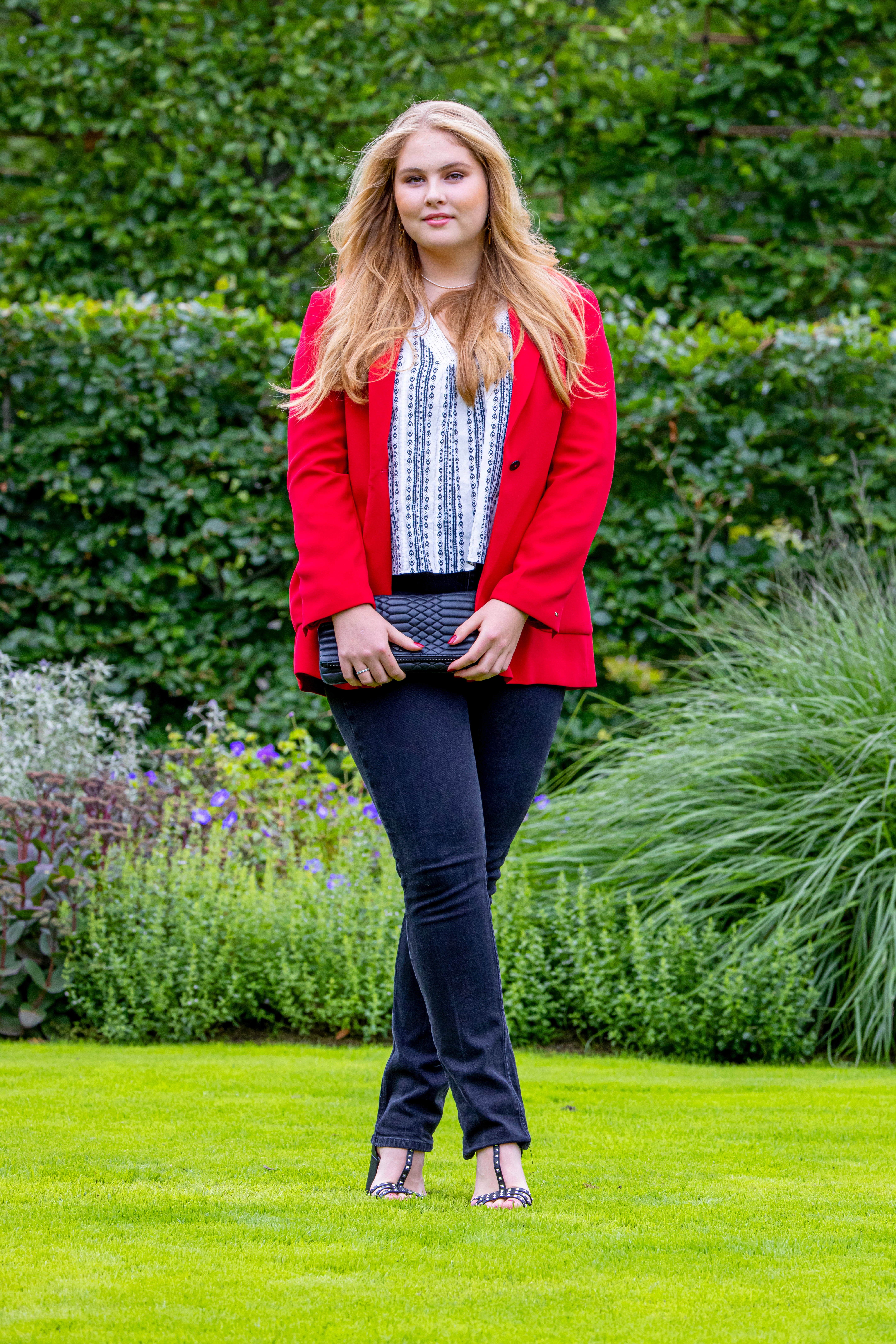 Holanda aprueba una ley que permite a la princesa Amalia ser reina si decide casarse con una mujer Holanda aprueba una ley que permite a la princesa Amalia ser reina si decide casarse con una mujer