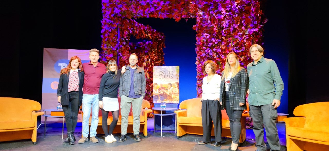 El Teatro Principal acoge el estreno de la obra "Entre Copas" El Teatro Principal acoge el estreno de la obra "Entre Copas"