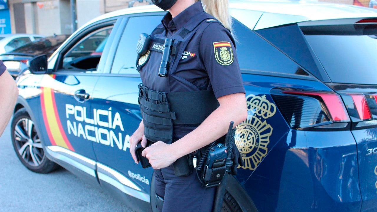 La Policía detiene a cinco sospechosos de yihadismo en una operación en Barcelona y Madrid La Policía detiene a cinco sospechosos de yihadismo en una operación en Barcelona y Madrid