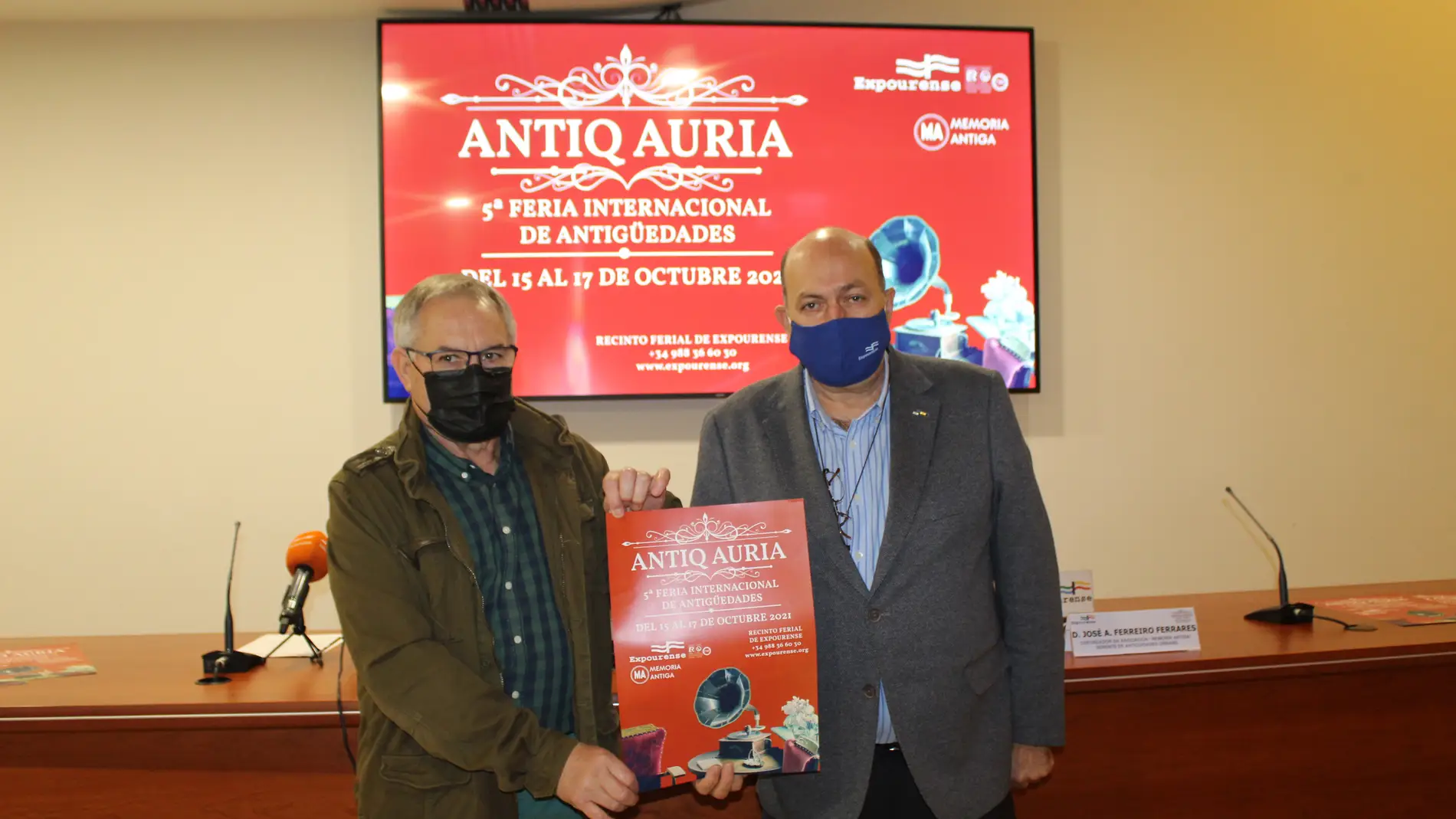 La 5ª edición de Antiq Auria reúne en Expourense a 35 expositores de 3 países
