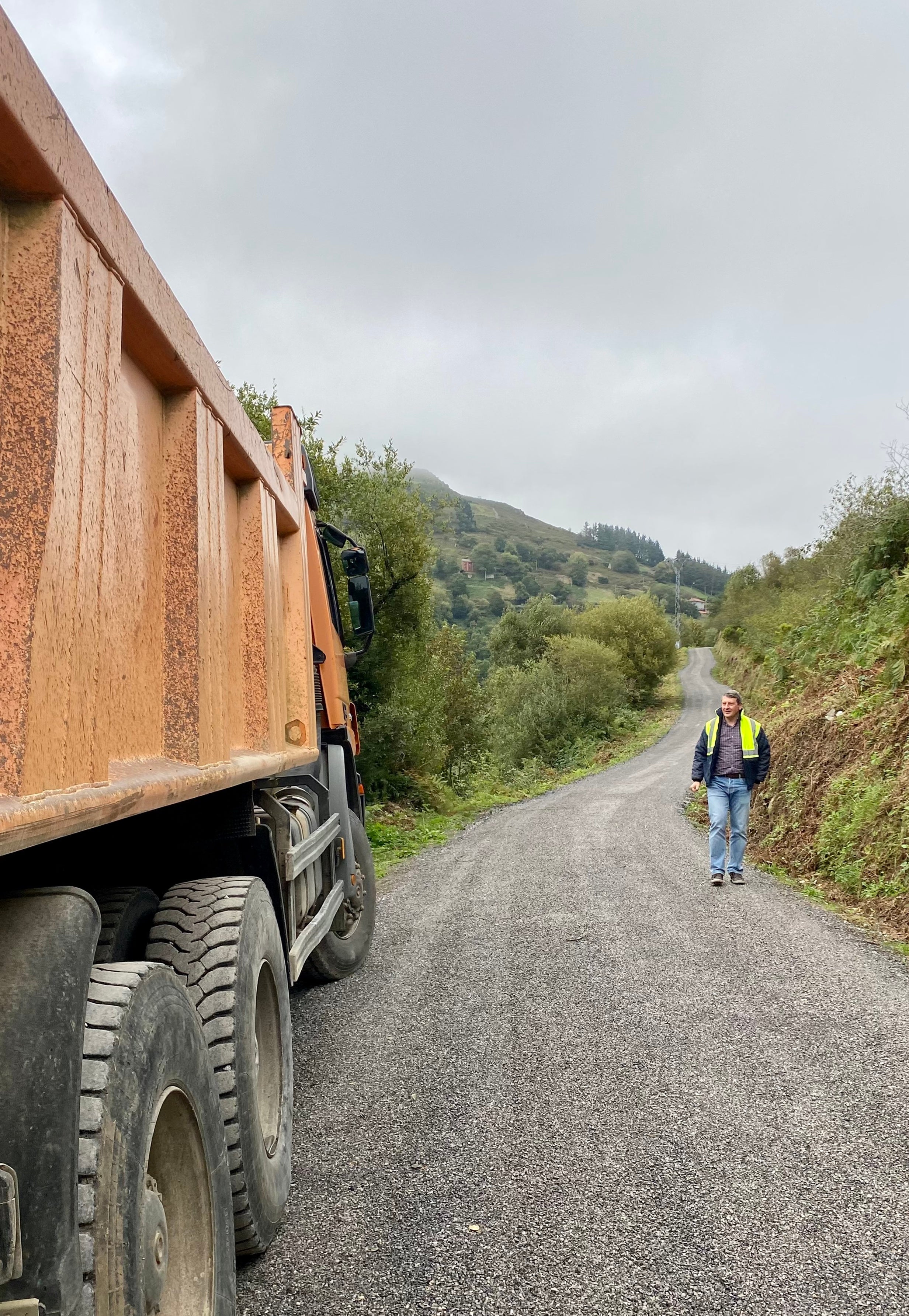 Finalizadas las obras del acceso a la Llaneza Finalizadas las obras del acceso a la Llaneza