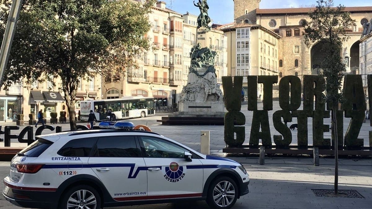 Agreden brutalmente a una mujer en Vitoria cuando volvía a casa: "Te vamos a destrozar esa cara de guapa” Agreden brutalmente a una mujer en Vitoria cuando volvía a casa: "Te vamos a destrozar esa cara de guapa”