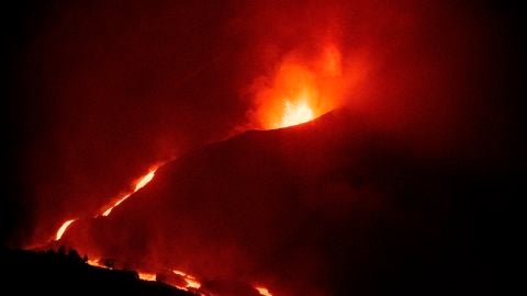 Imagen de archivo Erupción del volcán Cumbre Vieja en La Palma que pasa desde hoy a llamarse Volcán Tajogaite