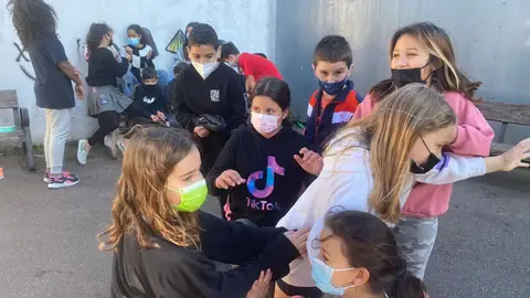 Patio del CP Miguel de Cervantes (Gijón) Patio del CP Miguel de Cervantes (Gijón)