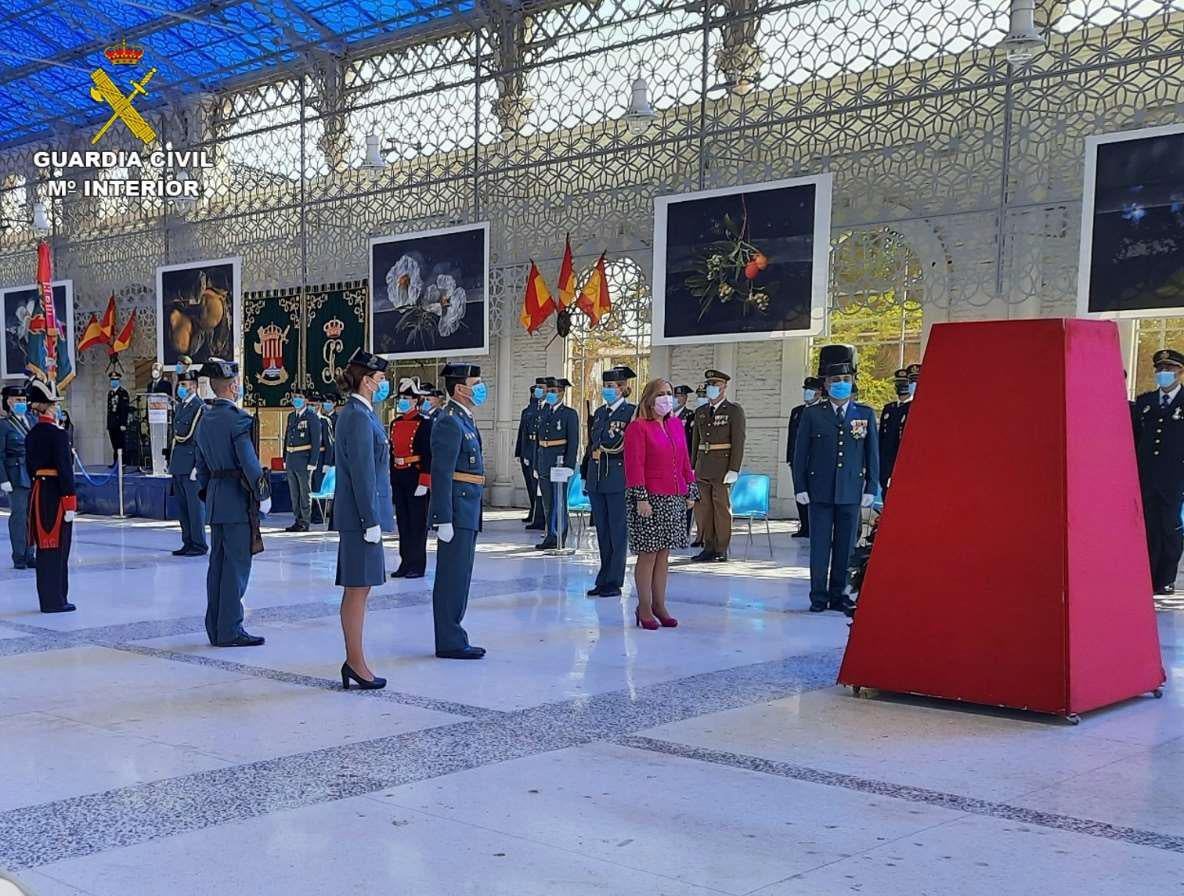 La Guardia Civil de Alicante celebra su patrona con un homenaje a las víctimas de la covid-19 La Guardia Civil de Alicante celebra su patrona con un homenaje a las víctimas de la covid-19