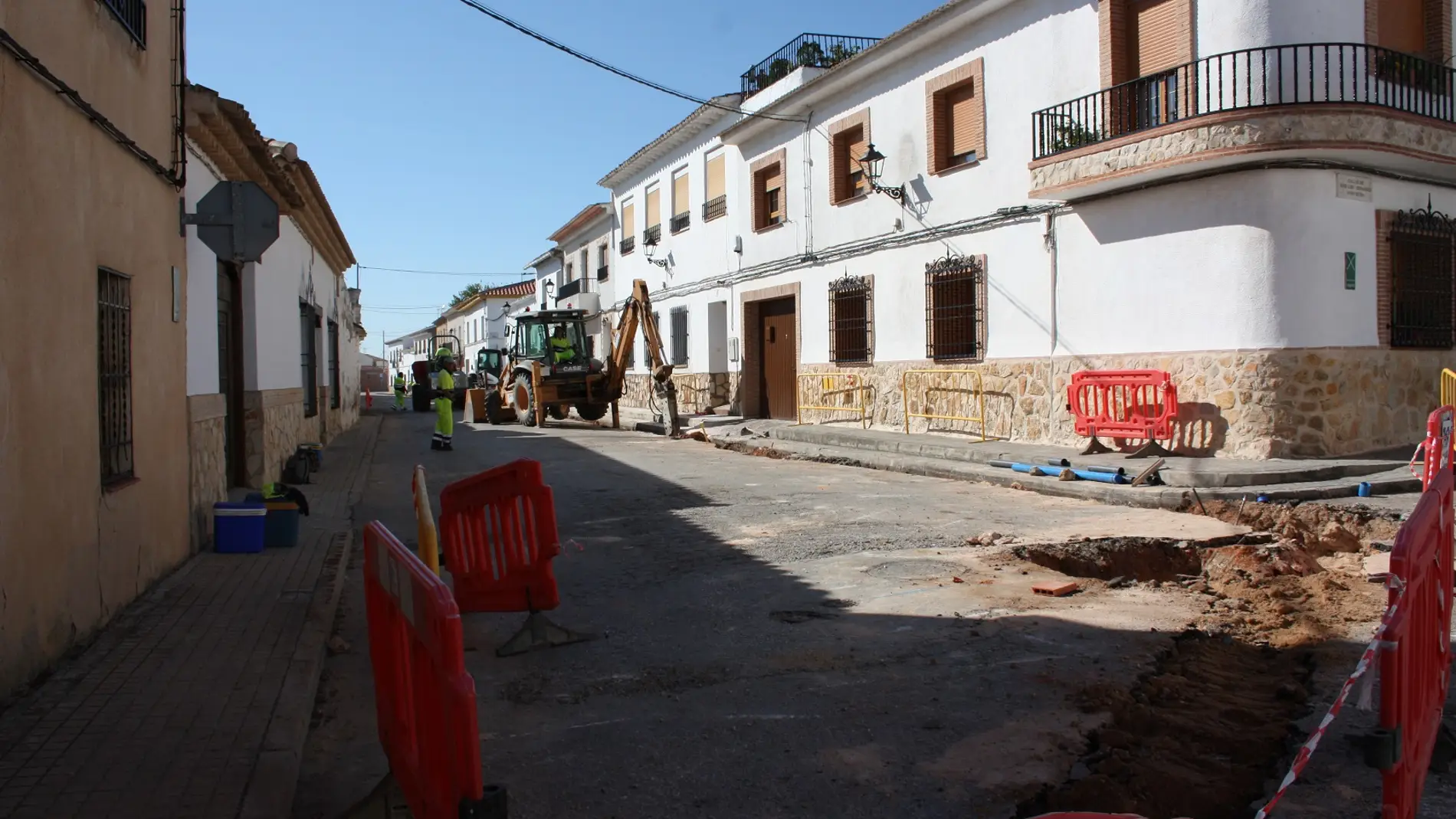 El Ayuntamiento de El Toboso continúa renovando las redes de abastecimiento de agua