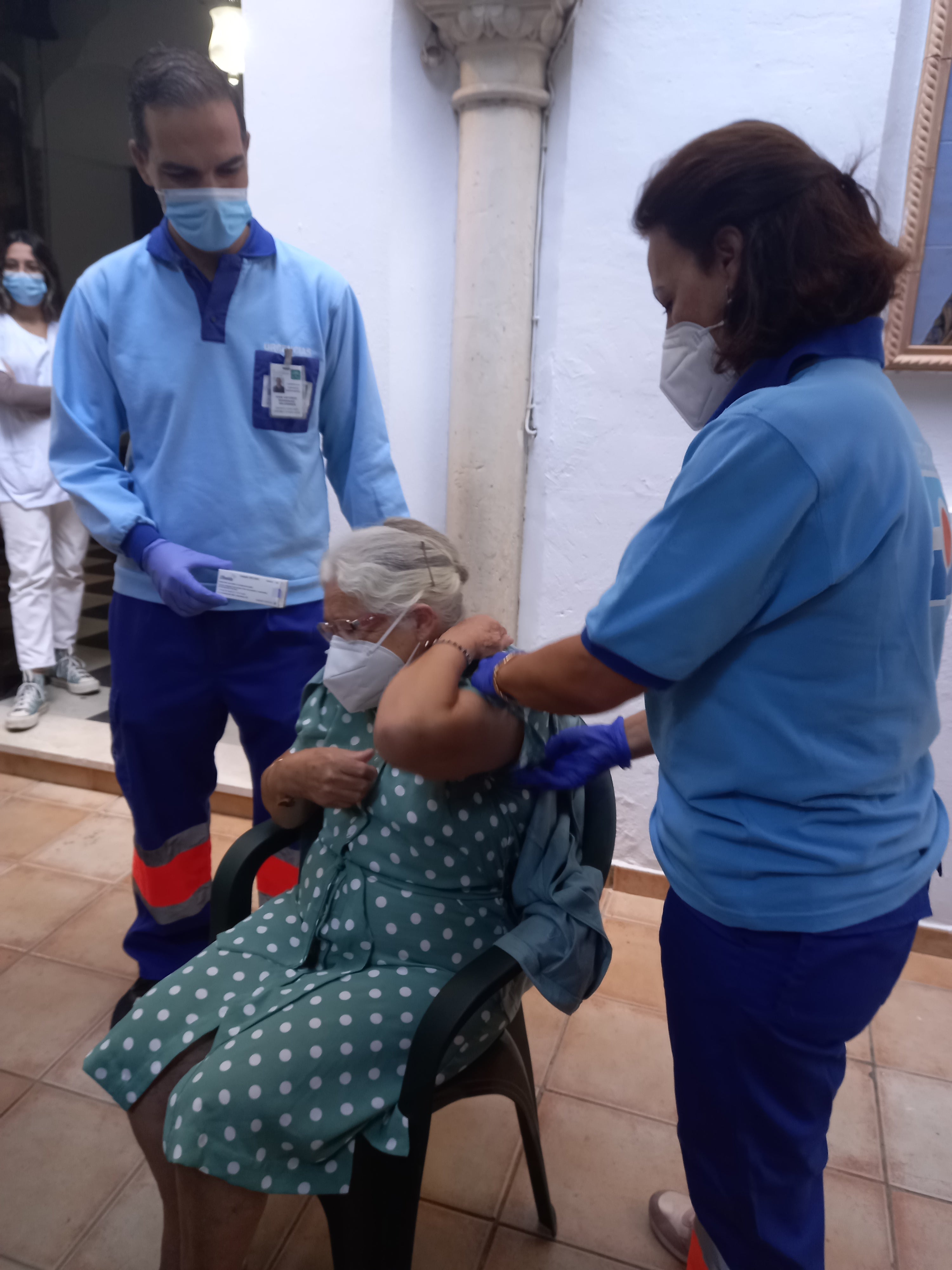 Comienza la vacunación de la gripe entre la población de personas mayores Comienza la vacunación de la gripe entre la población de personas mayores