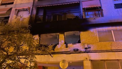 Fachada afectada por el incendio Fachada afectada por el incendio