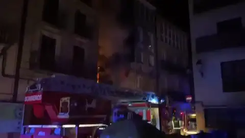 O incendio rexistrouse nunha vivenda do Casco Vello de Ourense O incendio rexistrouse nunha vivenda do Casco Vello de Ourense