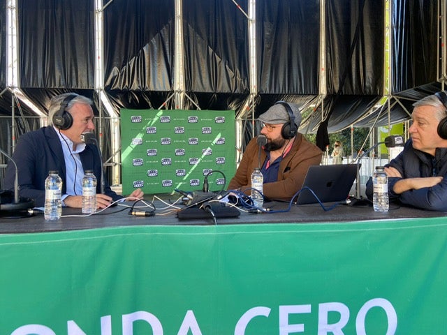 Jorge Azcón: "Nos preocupa mucho el botellón" Jorge Azcón: "Nos preocupa mucho el botellón"