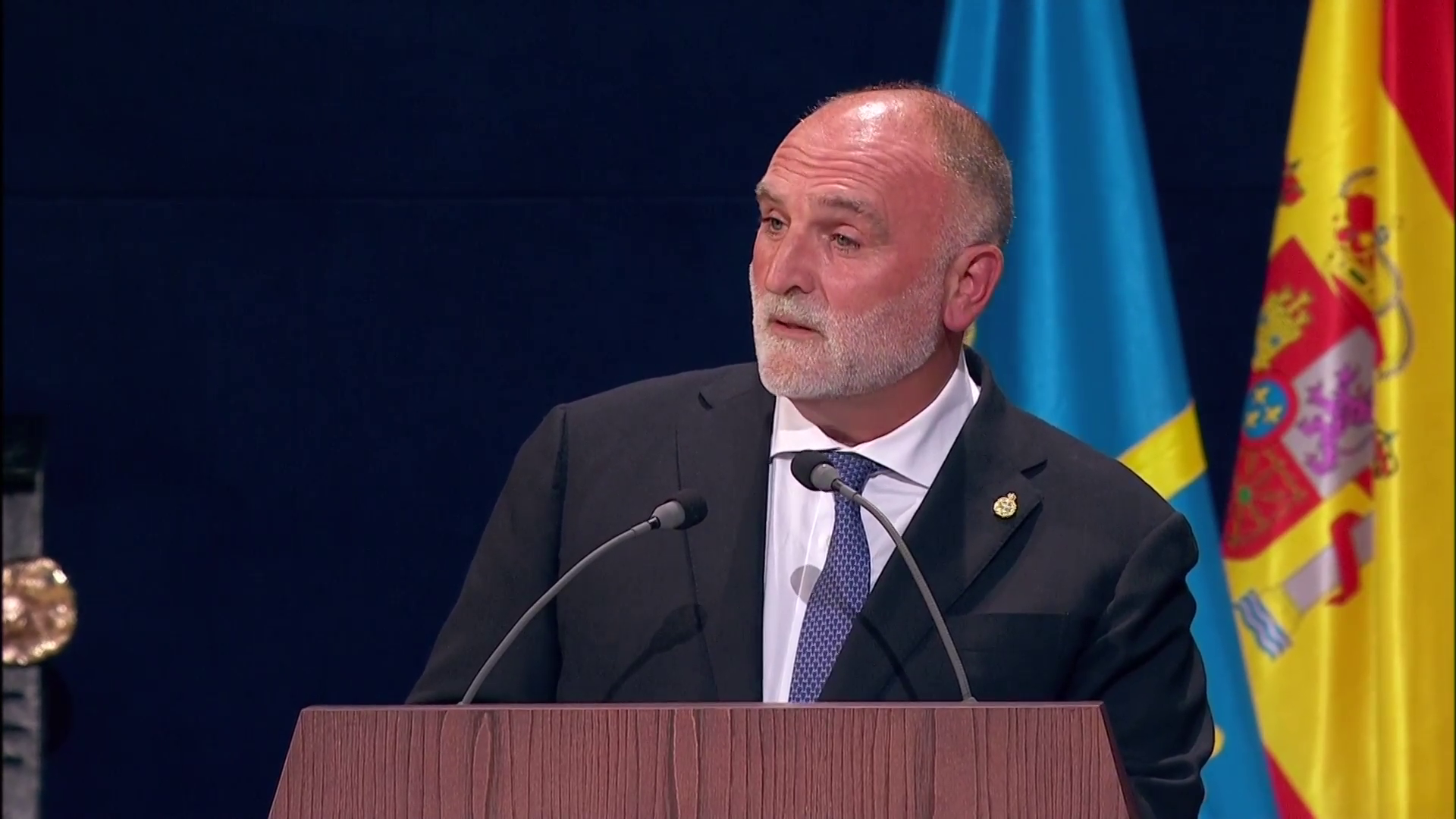 Vídeo completo del discurso del chef José Andrés en los Premios Princesa de Asturias 2021 Vídeo completo del discurso del chef José Andrés en los Premios Princesa de Asturias 2021