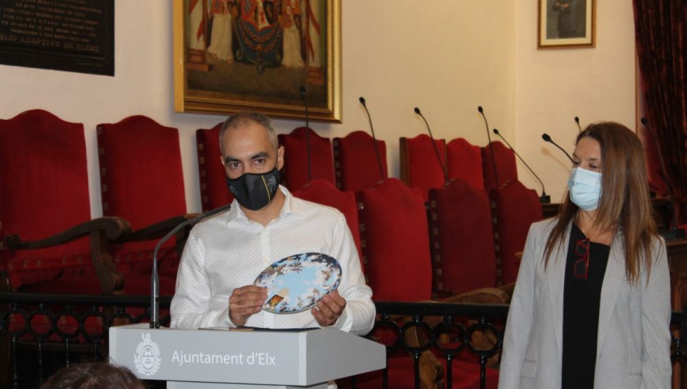 Presentación del abanico del Misteri d'Elx de 2021.