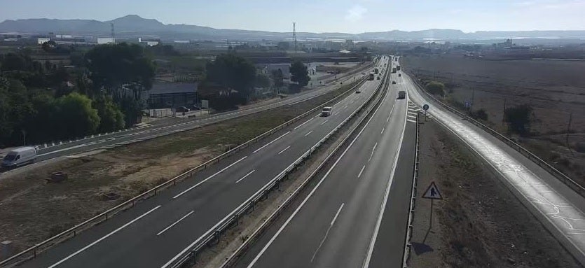 Tres accidentes de circulación en apenas 10 kilómetros de la A-31 en Monforte del Cid dejan nueve heridos y 17 vehículos implicados Tres accidentes de circulación en apenas 10 kilómetros de la A-31 en Monforte del Cid dejan nueve heridos y 17 vehículos implicados