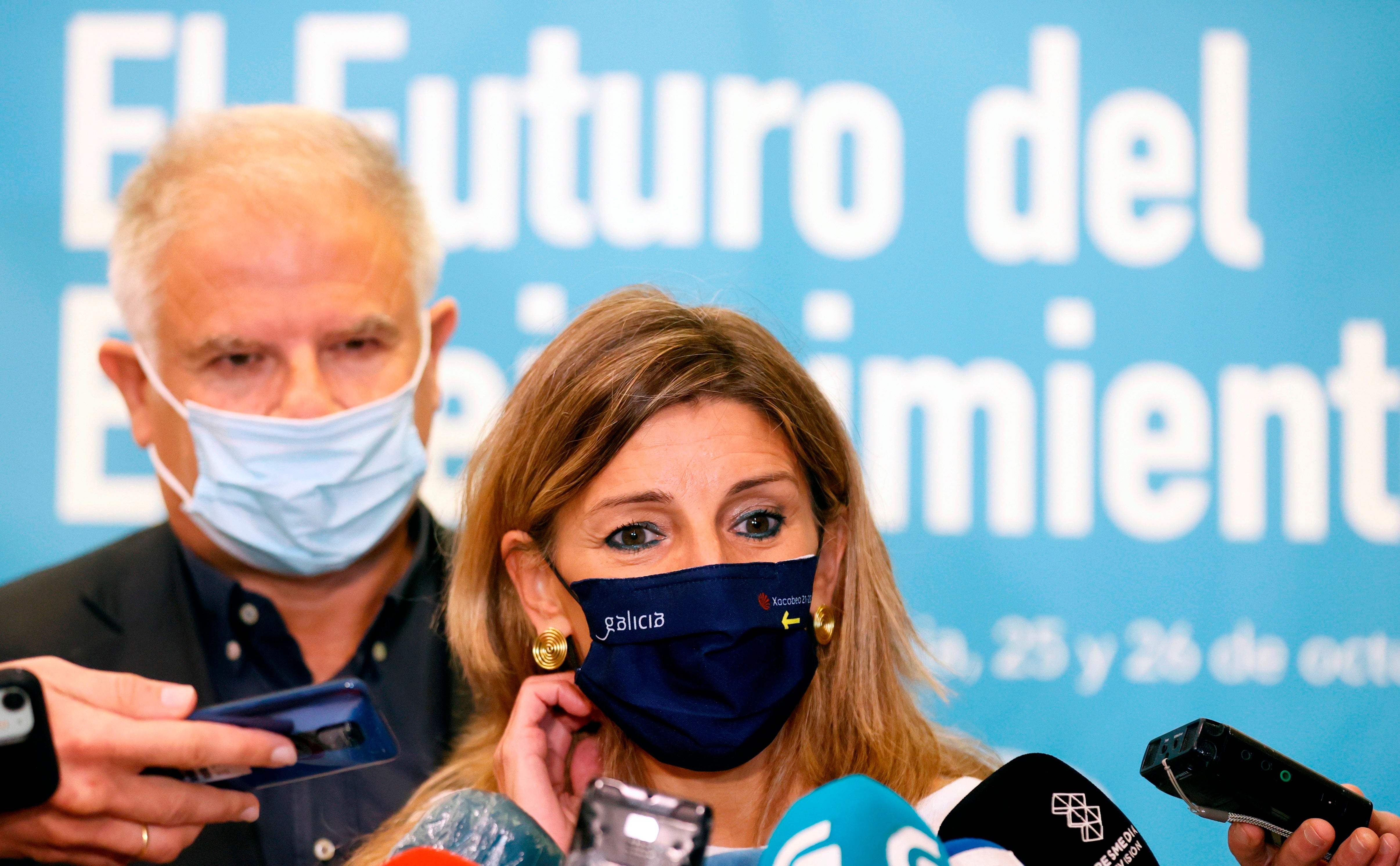 Yolanda Díaz pide al PSOE que "se aclare" sobre la reforma laboral: "Están dando declaraciones diferentes" Yolanda Díaz pide al PSOE que "se aclare" sobre la reforma laboral: "Están dando declaraciones diferentes"