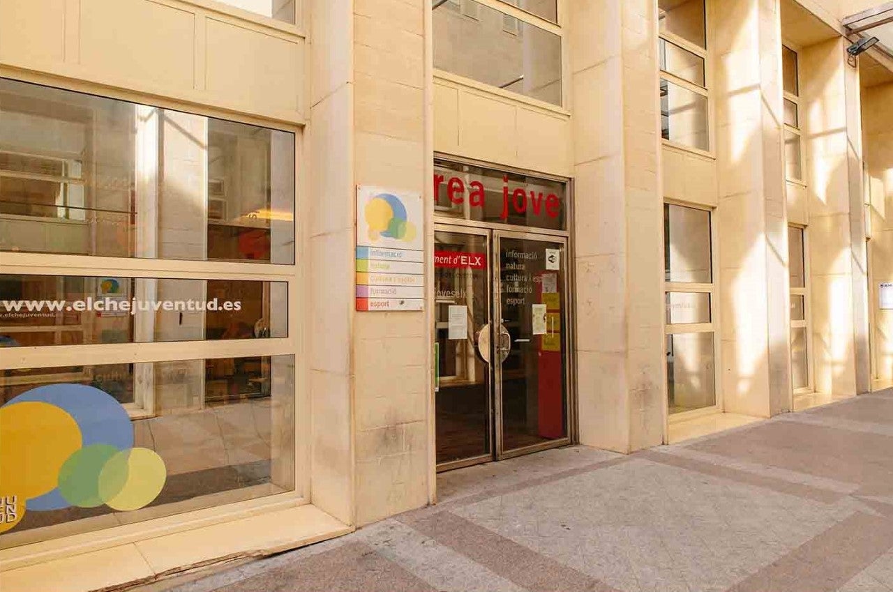 Nuevas Generaciones del PP de Elche reclama la reapertura de los centros juveniles Nuevas Generaciones del PP de Elche reclama la reapertura de los centros juveniles