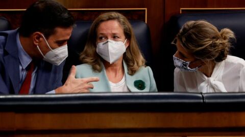 Pedro Sánchez, Nadia Calviño y Yolanda Díaz, el pasado 20 de octubre, en el pleno del Congreso