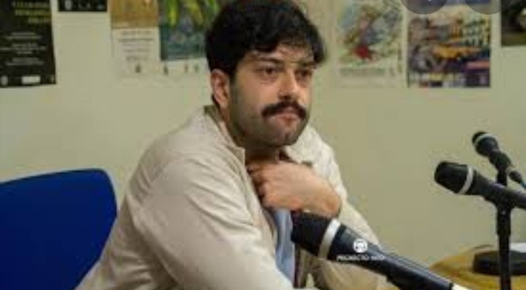 El realizador burelés, Adrián Canoura, atrapado en Sudán tras el golpe de Estado El realizador burelés, Adrián Canoura, atrapado en Sudán tras el golpe de Estado