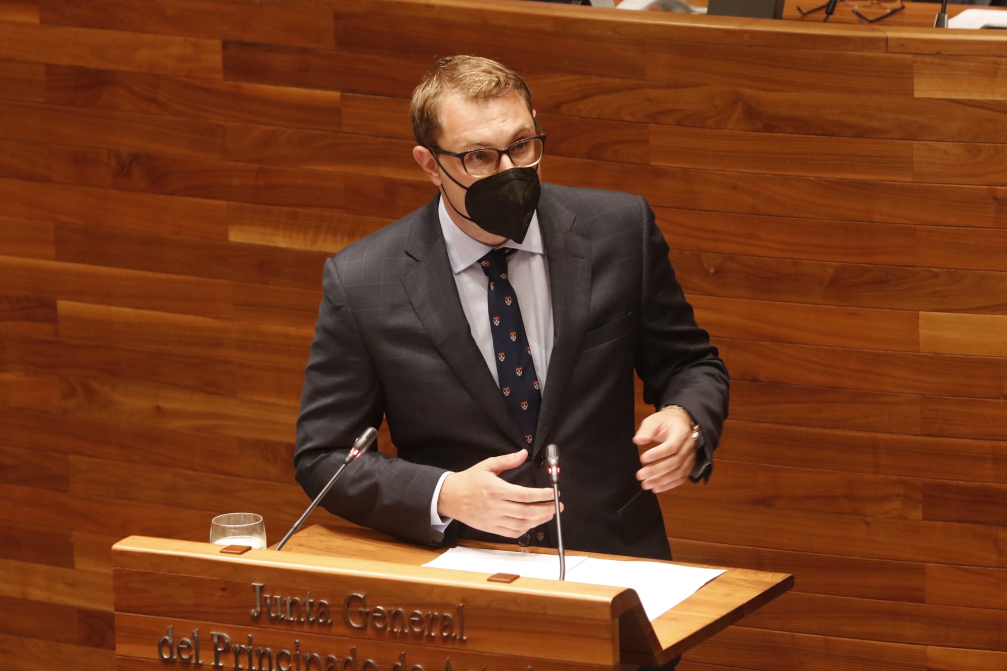 Foro condiciona su "sí" a bajar Sucesiones, afrontar el declive demográfico y una ley de mayoría reforzada Foro condiciona su "sí" a bajar Sucesiones, afrontar el declive demográfico y una ley de mayoría reforzada