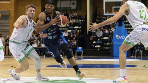 Primera derrota del Unicaja Banco Oviedo