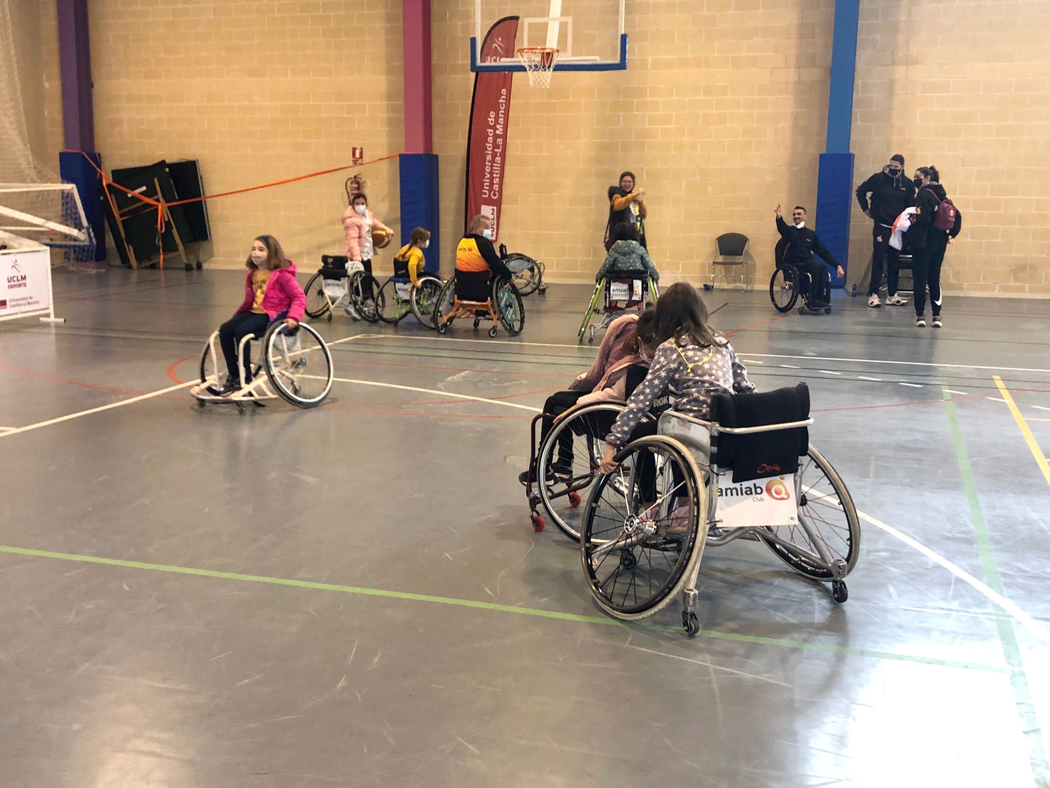 Multideporte inclusivo en una jornada en Cuenca Multideporte inclusivo en una jornada en Cuenca