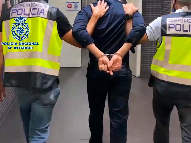 A prisión el acusado de agredir a un policía A prisión el acusado de agredir a un policía