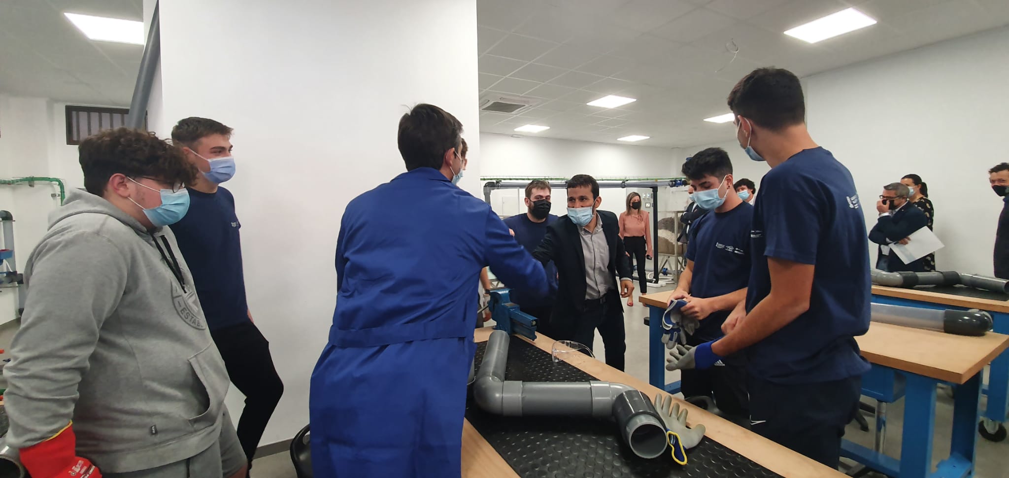 La Consellería busca aliados entre las empresas para promocionar los ciclos de formación profesional La Consellería busca aliados entre las empresas para promocionar los ciclos de formación profesional