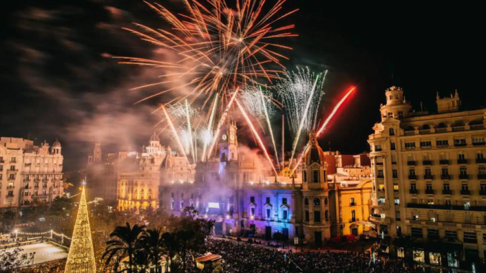 València recupera este año la fiesta popular de Nochevieja en la plaza del Ayuntamiento