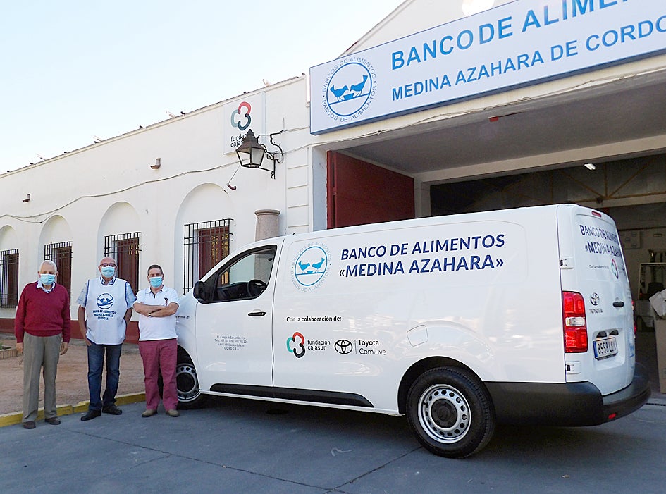 Una furgoneta para el Banco de Alimentos Una furgoneta para el Banco de Alimentos