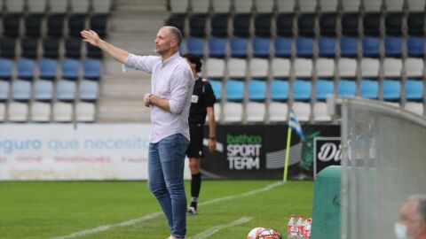 Pablo Casar, entrenador de la Gimn&aacute;stica de Torrelavega