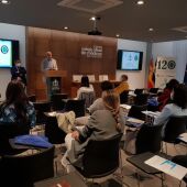 El Colegio de Médicos da la bienvenida a los 73 nuevos residentes se formarán en Cáceres