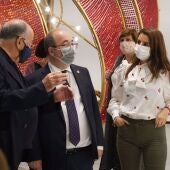 El ministro de Cultura visita el Museo Helga de Alvear de Cáceres