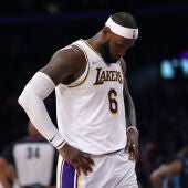 El jugador de Los Angeles Lakers LeBron James durante un partido